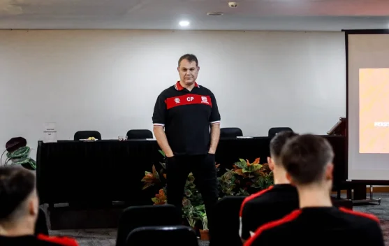 Momen Carlos Parreira saat Menangani Madura United