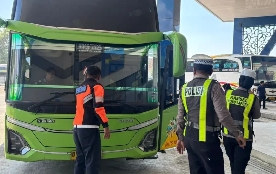 Menjelang Idul Fitri Satlantas Sumenep Periksa Kelayakan Angkutan Umum