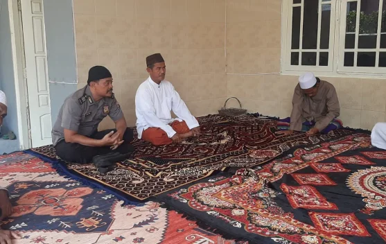 Melalui Sambang Desa Polsek Batuputih Ajak Warga Jaga Kamtibmas