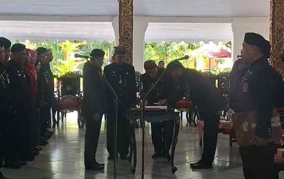 Berita Foto - Puluhan pejabat Administrator dan pengawas Dilantik ...