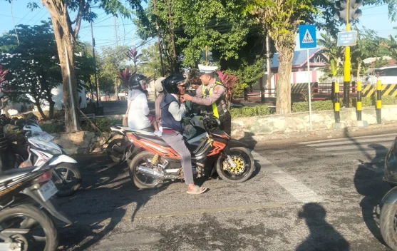 Satlantas Polresta Sumenep Ajak Warga Tertib Berkendara