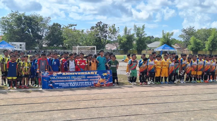 Festival Sepakbola Usia Dini di Stadion Bina Satria Sungailiat