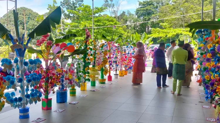 Warna-warni Telur Hias Perayaan 260 Tahun Sungailiat