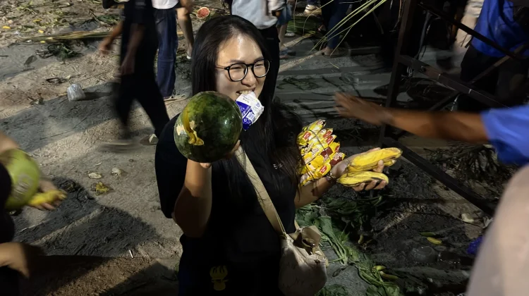 Perayaan Sembahyang Rebut di Kelenteng Ho Hap Miaw