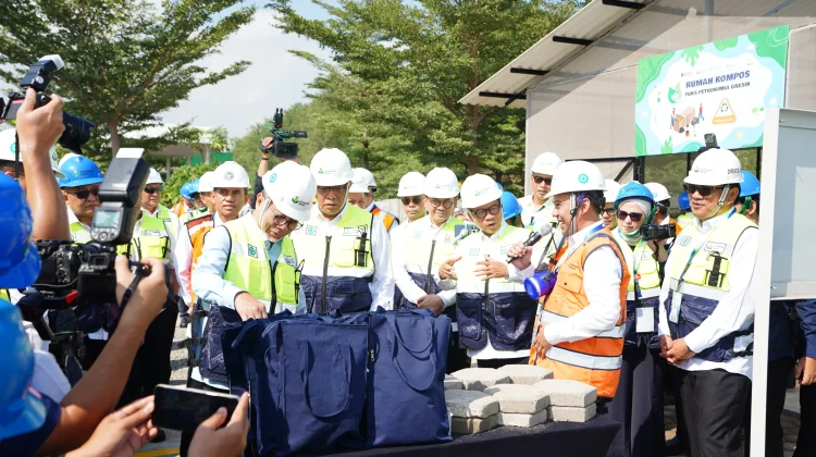 Petrokimia Gresik Raih Penghargaan Pelabuhan Terbaik Nasional