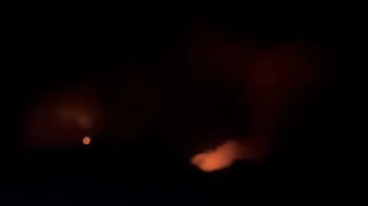 Breaking News, Gunung Api Karangetang Siau Meletus