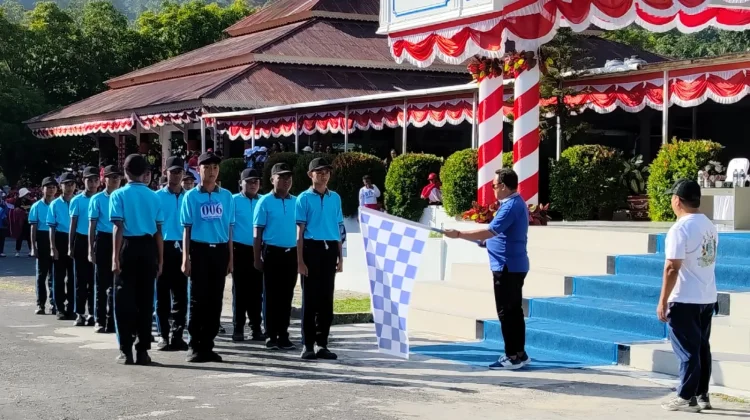 Sebanyak 52 Sekolah Tingkat SD,SMP Ikuti Lomba Gerak Jalan Memeriakan HUT RI ke-80