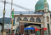 Dharma Wanita LPP RRI Tahuna Berbagi Takjil