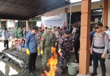 Polres Sangihe Musnahkan Miras dan Jenis Obat Tertentu