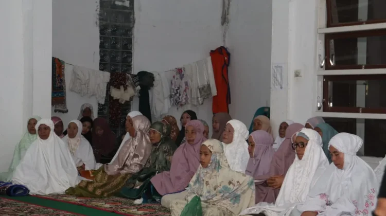Safari Ramadan hari keempat (Tim Sekda) di Kampung Merodot, Kecamatan Bintang