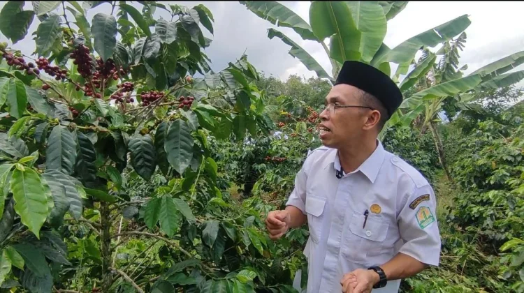 Peluncuran Agrokopi School Project SMA Negeri 1 Permatan Bener Meriah