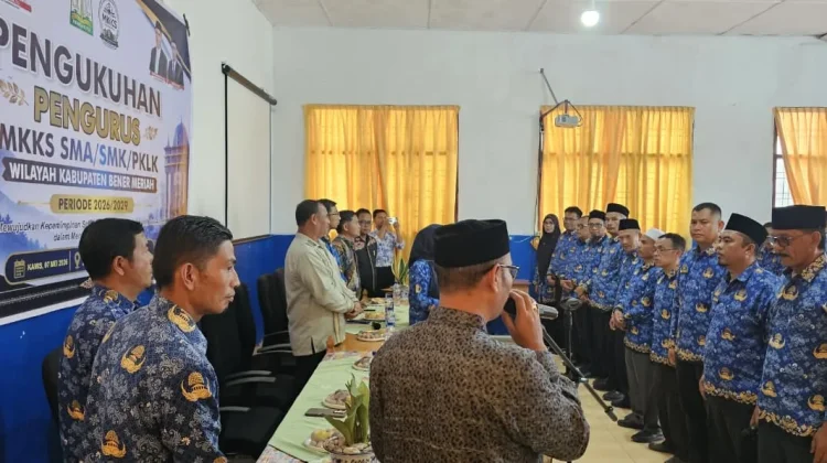 Kepala SMA Negeri 1 Bandar Pimpin MKKS Bener Meriah