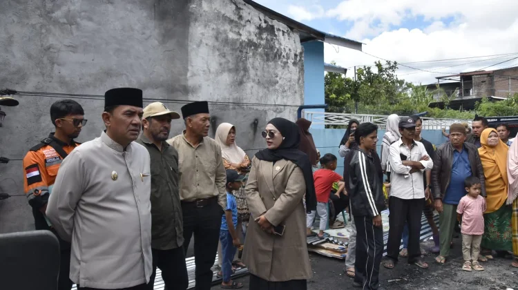 Muchsin Hasan Salurkan Bantuan ke Korban Kebakaran Kebayakan