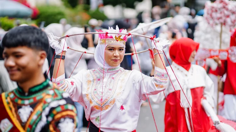 Pawai Budaya Semarakkan HUT Ke-81 RI di Takengon