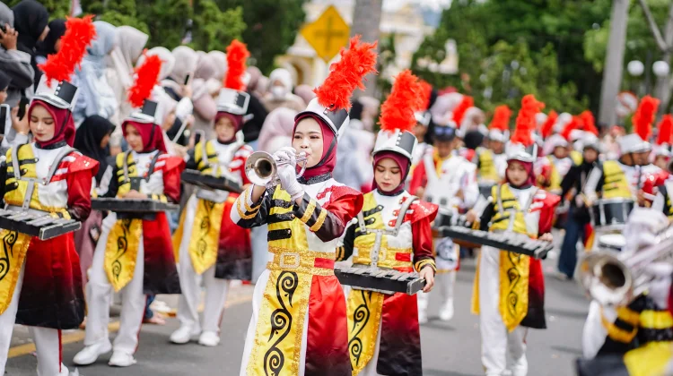 Pawai Budaya Semarakkan HUT Ke-81 RI di Takengon