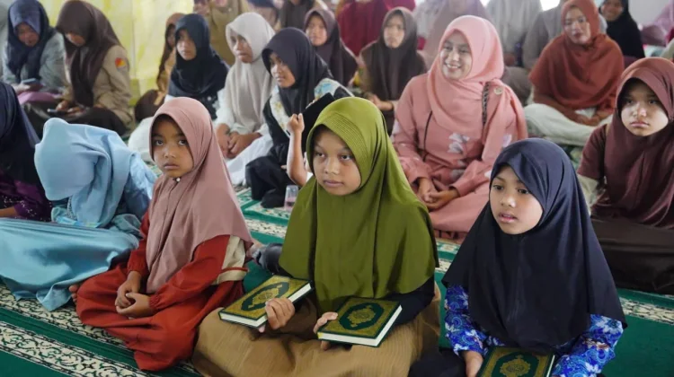 Masjid Agung Ruhama Salurkan 108 Santunan untuk Anak Yatim di Atu Lintang