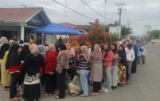 Pasar Murah di Kebayakan Diserbu Warga