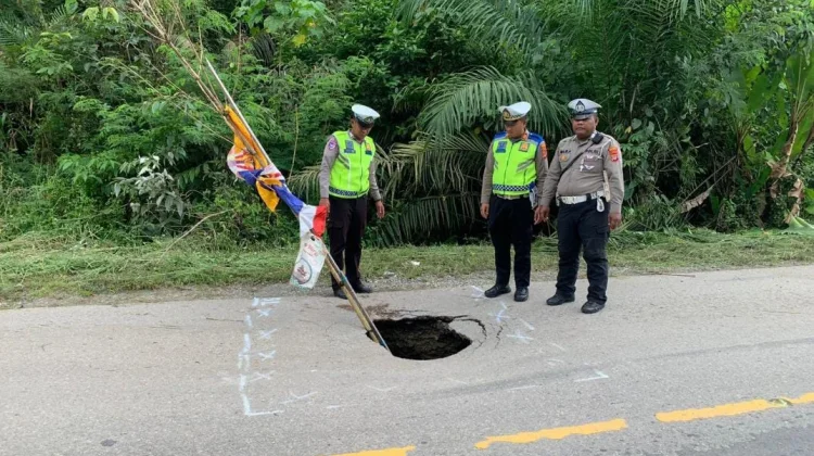 Survei Polisi, Sejumlah Titik Jalan Berlubang Ditemukan