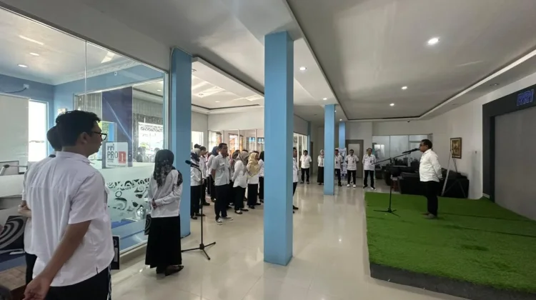 Apel Senin Pagi 27 April 2026 Tekankan Kedisiplinan