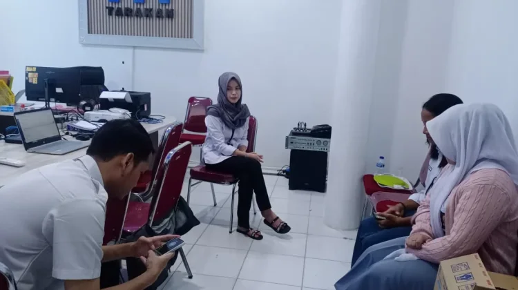 SMK Negeri 1 Tarakan Kunjungi RRI Tarakan