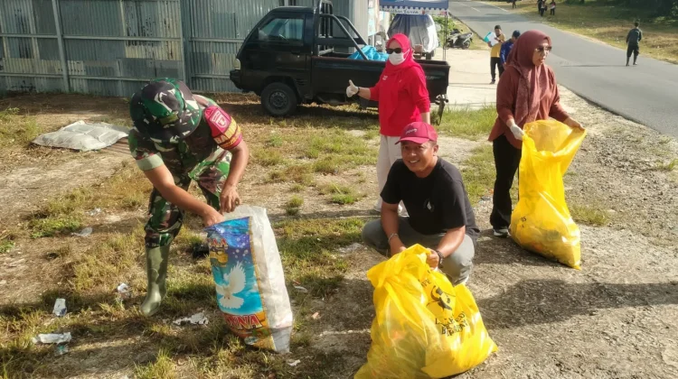 Bersihkan Sampah Plastik, Juata Permai Gelar Safari Gotong Royong