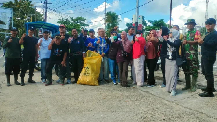 Bersihkan Sampah Plastik, Juata Permai Gelar Safari Gotong Royong
