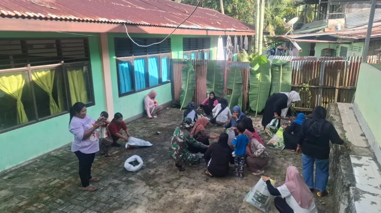 Kelurahan Selumit Lakukan Jumat Bersih