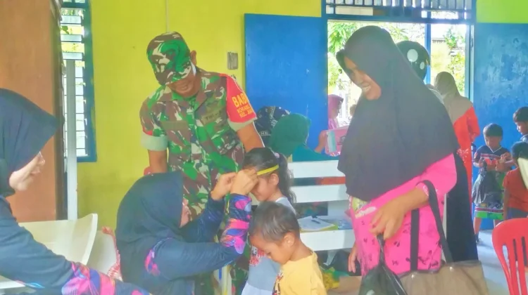 Babinsa Lakukan Pendampingan Posyandu Juata Permai