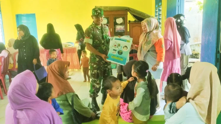 Babinsa Lakukan Pendampingan Posyandu Juata Permai