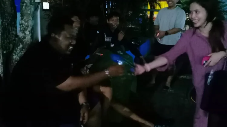 Nobar Pesta Bola RRI Tarakan Bertabur Doorprise untuk Warga