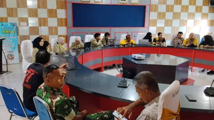 Komsos Pembinaan Ketua RT Kelurahan Karang Rejo