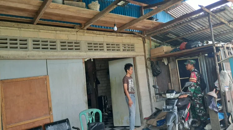 Peninjauan Data Warga Kelurahan Kampung Enam