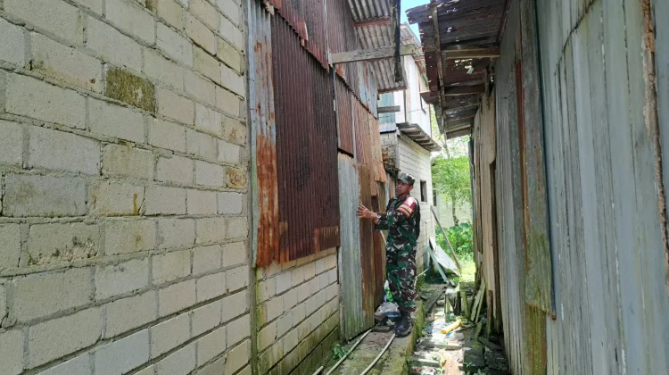 Peninjauan Data Warga Kelurahan Kampung Enam