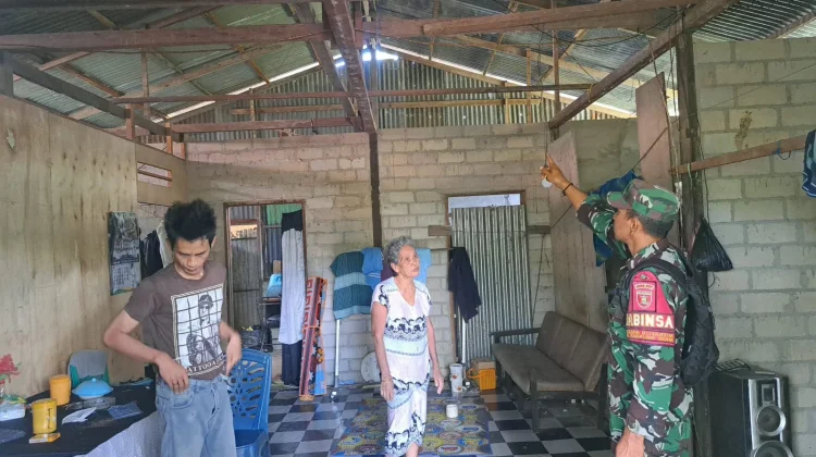 Peninjauan Data Warga Kelurahan Kampung Enam