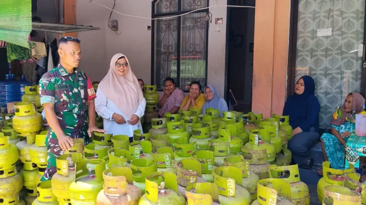 Pendampingan Pendistribusian tabung Gas LPG 3 kg
