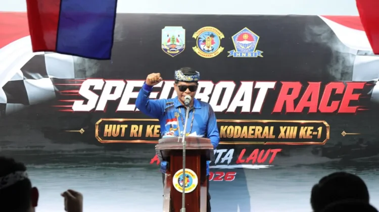Pembukaan Turnamen Speedboat Race oleh Kodaeral XIII Ke-1 Tahun