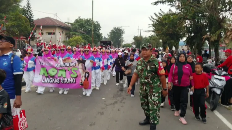 Lomba Jalan Santai Beregu, HUT RI ke 81 dan HUT HIKMA ke 89 Tahun
