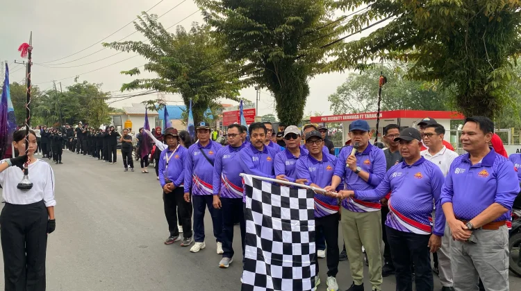 Ribuan Peserta Ikuti Jalan Sehat Beregu Kolaborasi 2026 di Tarakan
