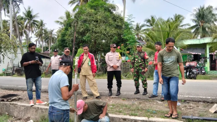 Komunikasi sosialisasi dan monitoring wilayah Pantai Amal