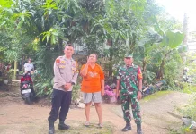 Pemotongan Pohon Mangga Kelurahan Karang Anyar Pantai