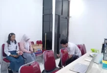 SMK Negeri 1 Tarakan Kunjungi RRI Tarakan