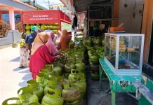Pendampingan Pendistribusian tabung Gas LPG 3 kg