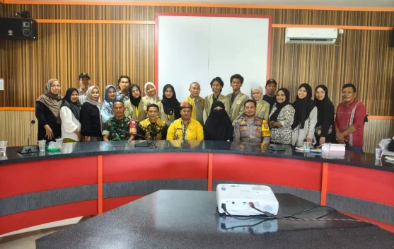 Komsos Pembinaan Ketua RT Kelurahan Karang Rejo