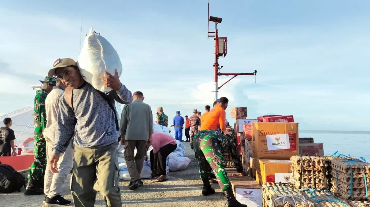 Logistik Tahap III untuk Warga Batang Dua Tiba di Pulau Mayau