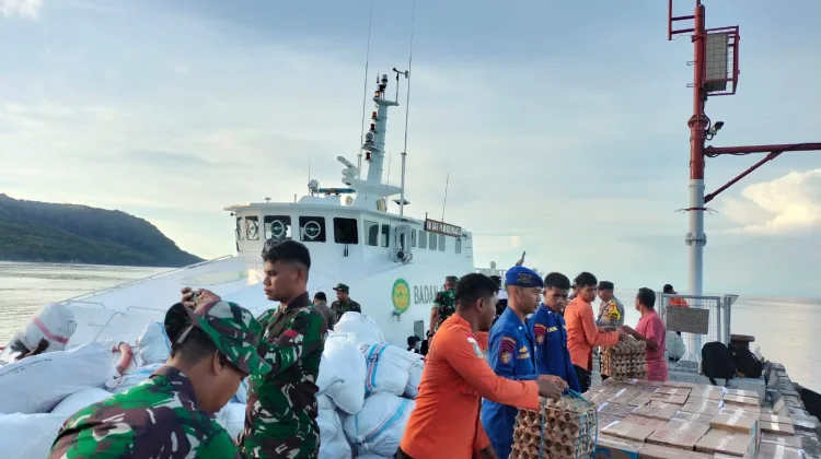 Logistik Tahap III untuk Warga Batang Dua Tiba di Pulau Mayau