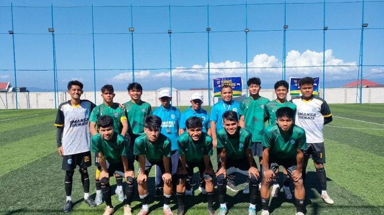 SMA Negeri 1 Kota Ternate Juarai UT Playverse 2026 Mini Soccer Tournament