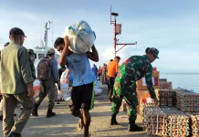 Logistik Tahap III untuk Warga Batang Dua Tiba di Pulau Mayau