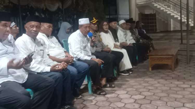 Pawai Obor Meriahkan Takbiran di Kota Tual