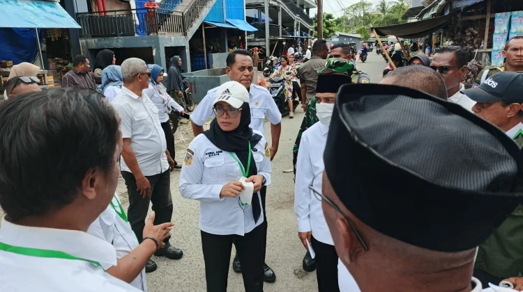 Lakukan Sidak Wawali Keliling Pasar Maren Kota Tual