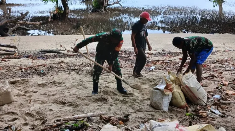 Babinsa dan Rakyat Bersatu dalam Pembangunan Masjid